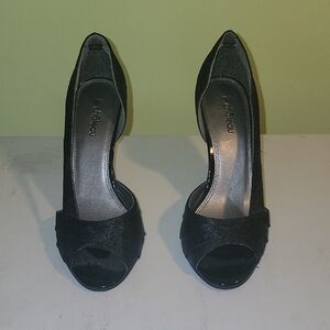 Le Chateau Black Women's Shoes